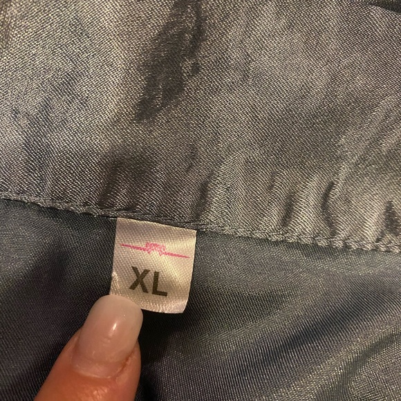 Silk pajama set - Picture 2 of 2